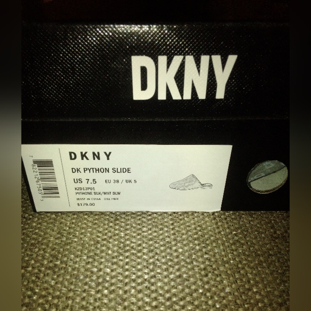DKNY Python slides, Python blk/why blw - Picture 4 of 5